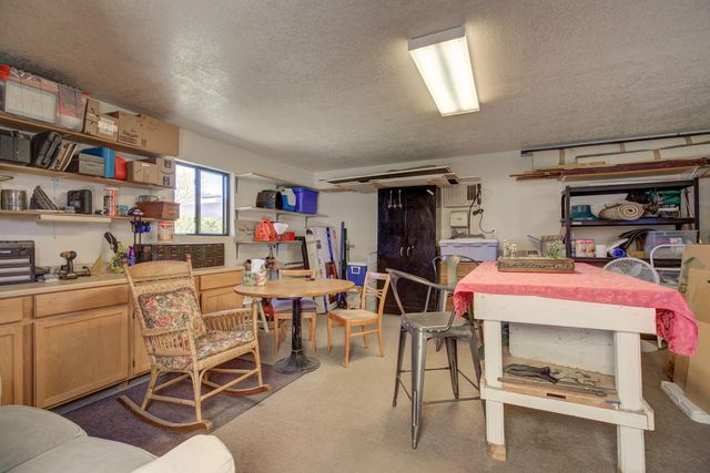 2412 Hiawatha Drive NE, Albuquerque, NM 87112
