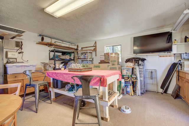 2412 Hiawatha Drive NE, Albuquerque, NM 87112