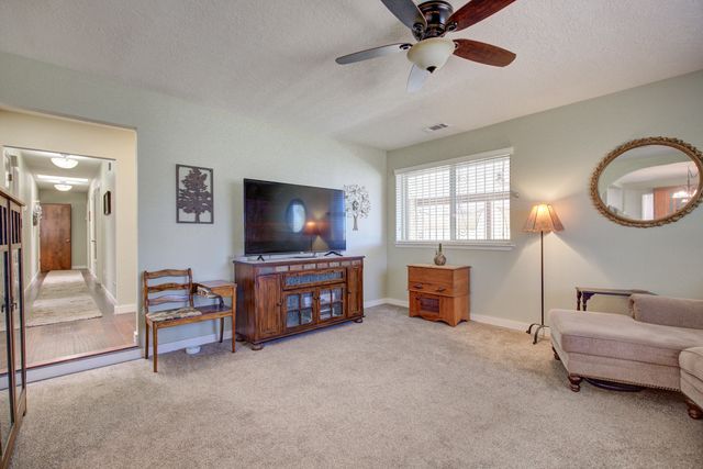 2412 Hiawatha Drive NE, Albuquerque, NM 87112