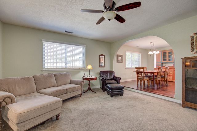 2412 Hiawatha Drive NE, Albuquerque, NM 87112