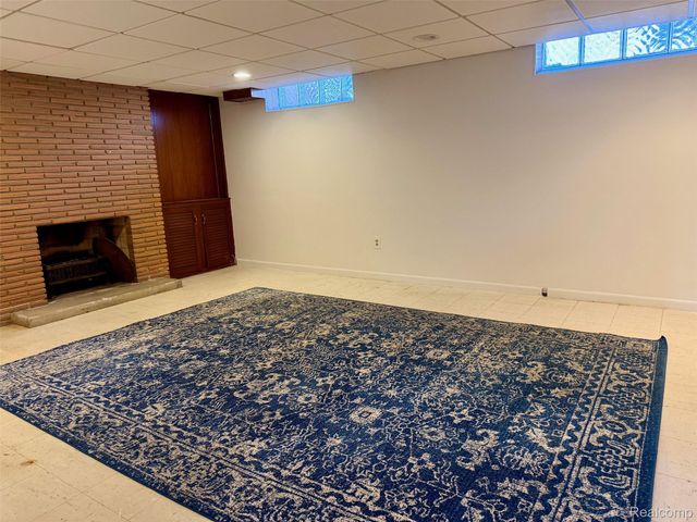 17617 Avilla Blvd Boulevard, Lathrup Village, MI 48076