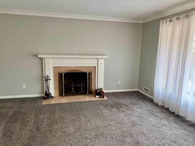 17617 Avilla Blvd Boulevard, Lathrup Village, MI 48076