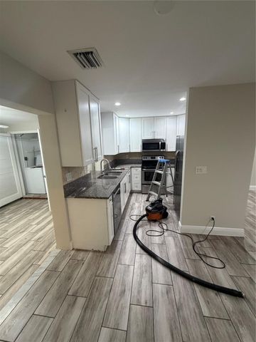 3220 NE 5th Drive, Boca Raton, FL 33431