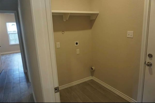 16706 E Hammon, Montgomery, TX 77316