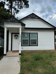 16706 E Hammon, Montgomery, TX 77316