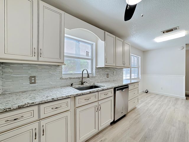 5807 Balsam Drive, Fort Pierce, FL 34982