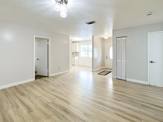 5807 Balsam Drive, Fort Pierce, FL 34982