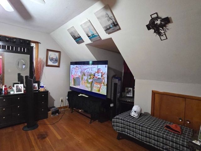 1106 Birchdale Drive, Elgin, IL 60123