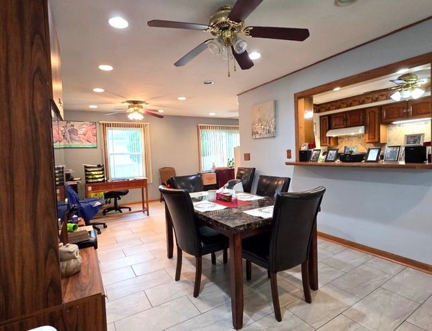 1106 Birchdale Drive, Elgin, IL 60123