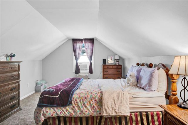 1688 North Avenue, Burlington, VT 05408