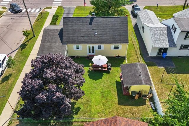 1688 North Avenue, Burlington, VT 05408