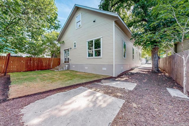 305 Spruce, San Antonio, TX 78203