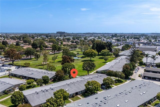 1830 Sunningdale 20E, Seal Beach, CA 90740