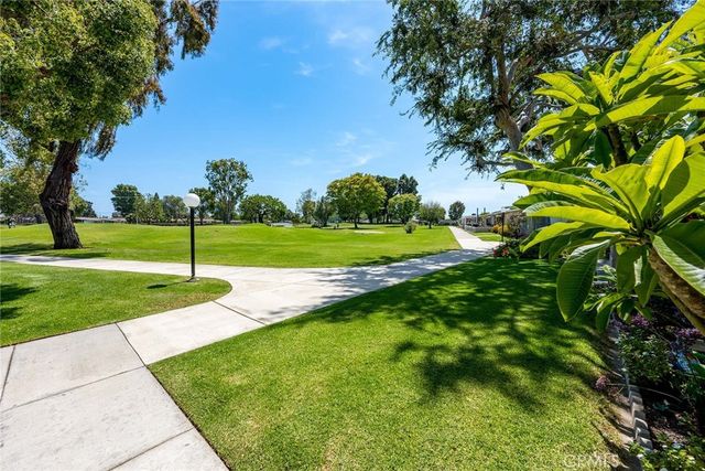 1830 Sunningdale 20E, Seal Beach, CA 90740