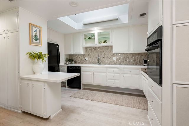 1830 Sunningdale 20E, Seal Beach, CA 90740