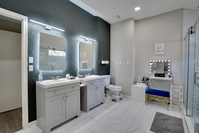 4010 Oak Terrace Court, Houston, TX 77082