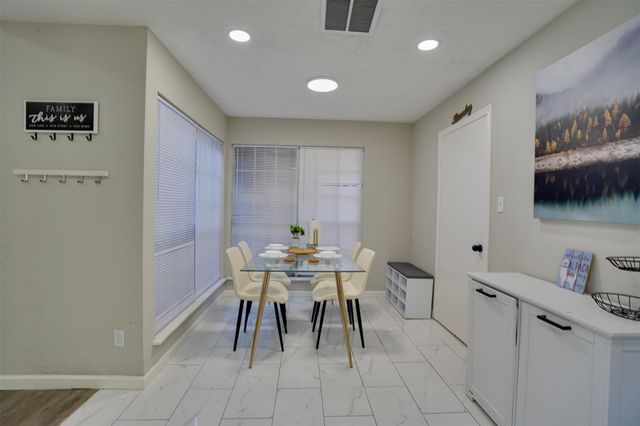 4010 Oak Terrace Court, Houston, TX 77082