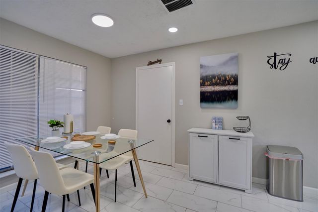 4010 Oak Terrace Court, Houston, TX 77082