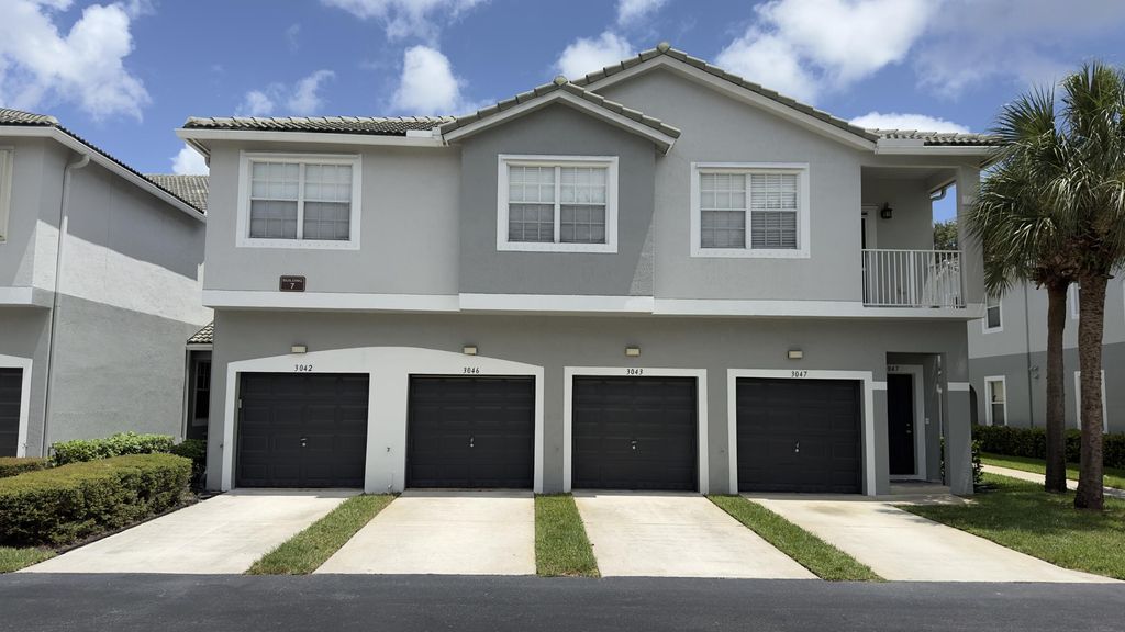 3042 GRANDIFLORA Drive, Greenacres, FL 33467