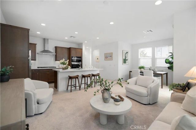 850 Cornelia Way, Rancho Mission Viejo, CA 92694