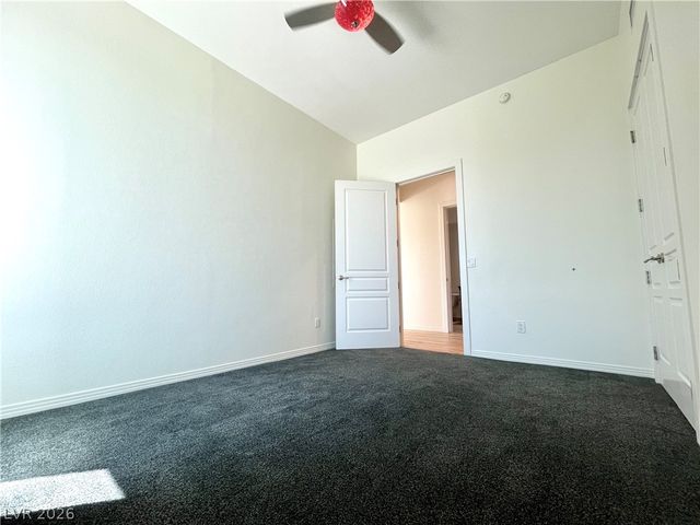 360 East Desert Inn Road 402, Las Vegas, NV 89109