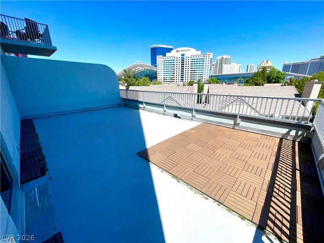 360 East Desert Inn Road 402, Las Vegas, NV 89109