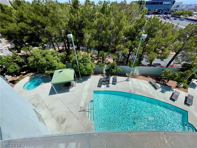 360 East Desert Inn Road 402, Las Vegas, NV 89109