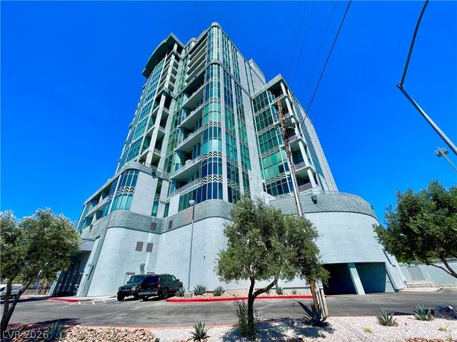 360 East Desert Inn Road 402, Las Vegas, NV 89109
