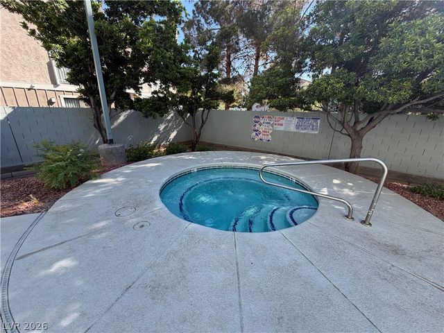 360 East Desert Inn Road 402, Las Vegas, NV 89109