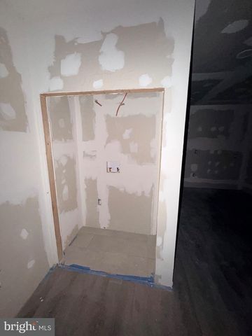 1534 N NEWKIRK ST, Philadelphia, PA 19121