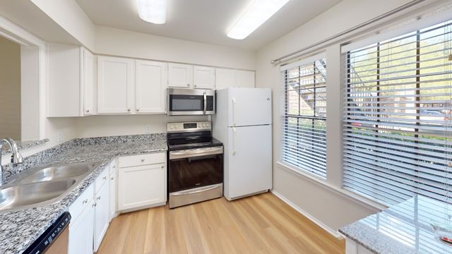 5335 Bent Tree Forest Drive 150, Dallas, TX 75248