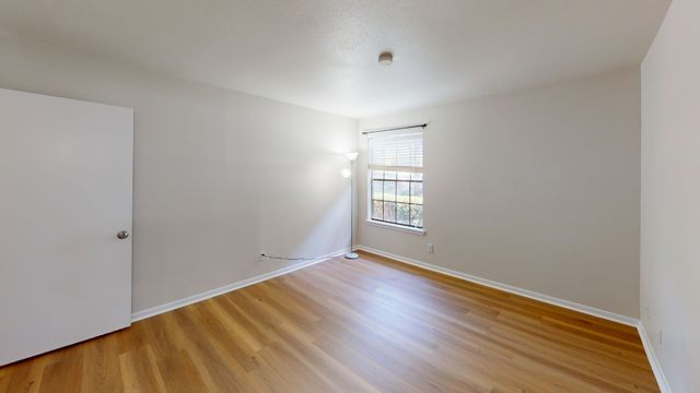 5335 Bent Tree Forest Drive 150, Dallas, TX 75248