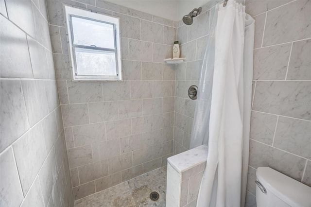 4608 SOUTHBREEZE DRIVE, Tampa, FL 33624