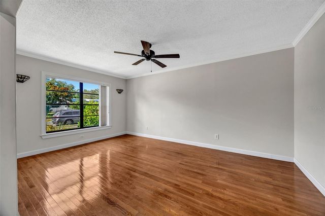 4608 SOUTHBREEZE DRIVE, Tampa, FL 33624