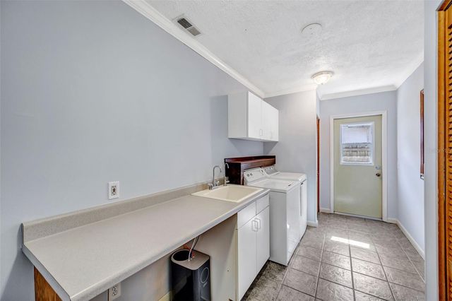 4608 SOUTHBREEZE DRIVE, Tampa, FL 33624