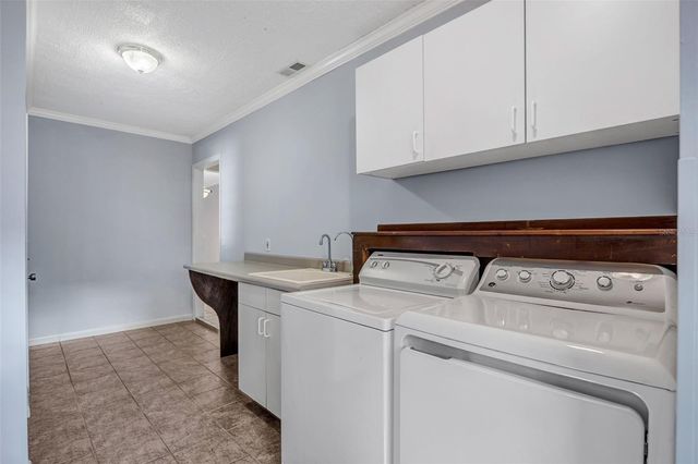4608 SOUTHBREEZE DRIVE, Tampa, FL 33624