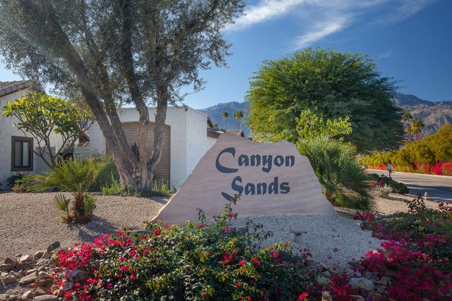 2350 Miramonte Circle E A, Palm Springs, CA 92264