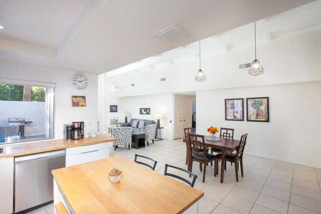 2350 Miramonte Circle E A, Palm Springs, CA 92264