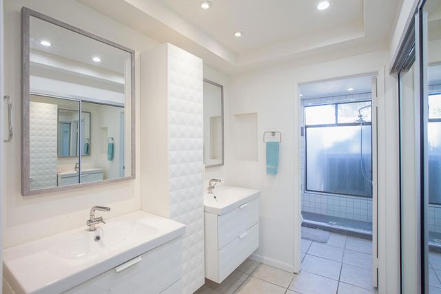 2350 Miramonte Circle E A, Palm Springs, CA 92264
