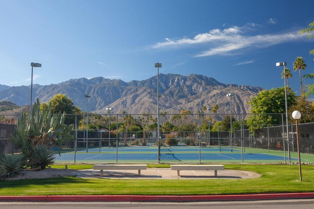 2350 Miramonte Circle E A, Palm Springs, CA 92264