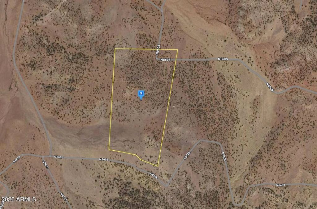 Image 1 of property listing at 10 County Rd N 8605 -- 10, Concho, AZ 85924