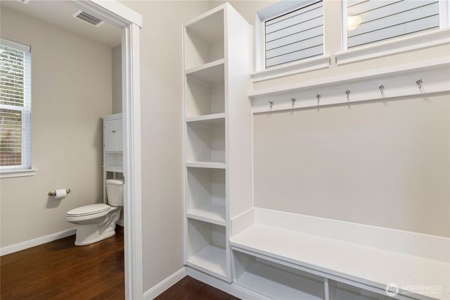 10483 Sentinel Drive, Gig Harbor, WA 98332
