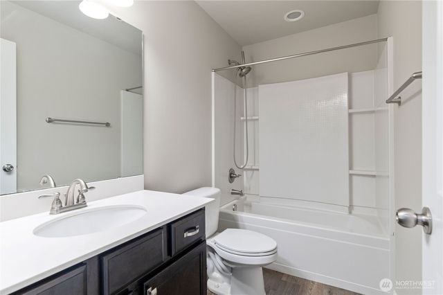 10483 Sentinel Drive, Gig Harbor, WA 98332
