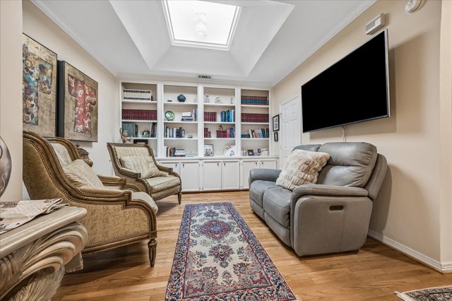 3384 Maroneal Street, Houston, TX 77025