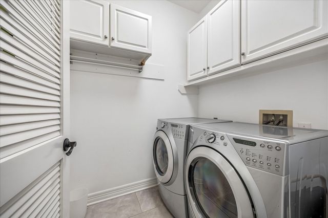 3384 Maroneal Street, Houston, TX 77025