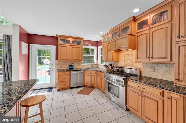 224 PINE CIR, Birdsboro, PA 19508