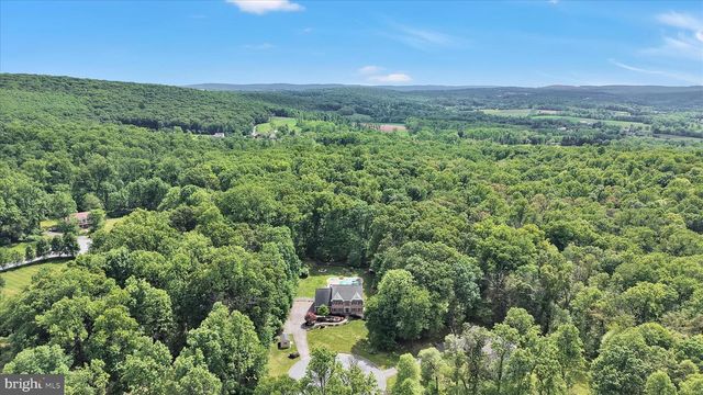 224 PINE CIR, Birdsboro, PA 19508