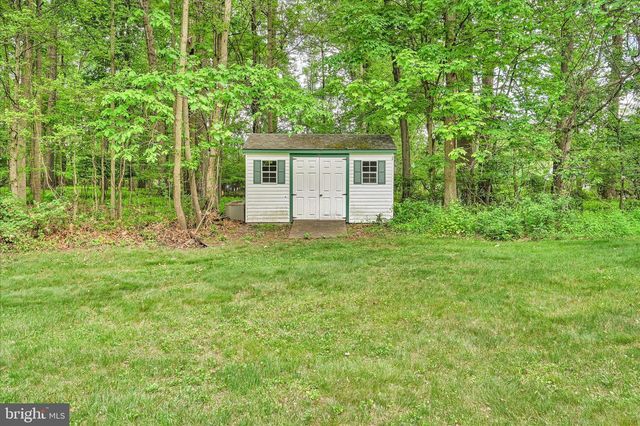 224 PINE CIR, Birdsboro, PA 19508