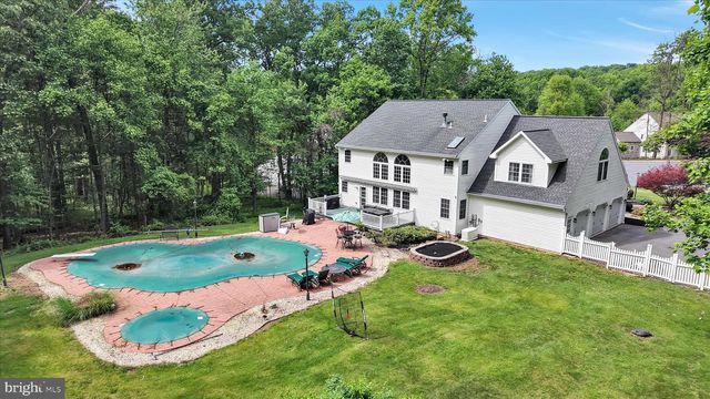 224 PINE CIR, Birdsboro, PA 19508
