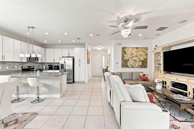 5124 HIGHLAND POINTE COURT, Wimauma, FL 33598